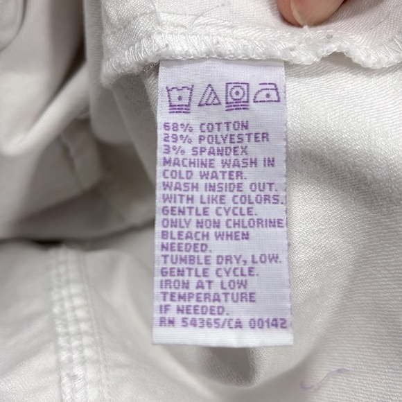 Alia petite white jeans vest - Picture 6 of 9